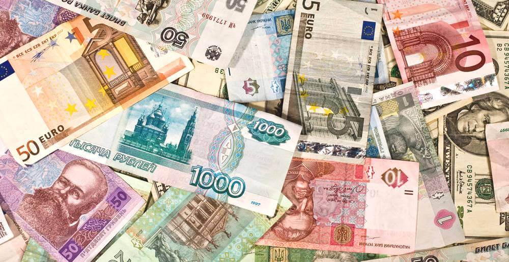 обмен валют по чешски